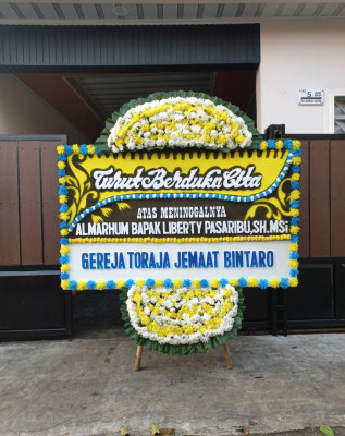 Papan Bunga Duka di Pematang Jaya